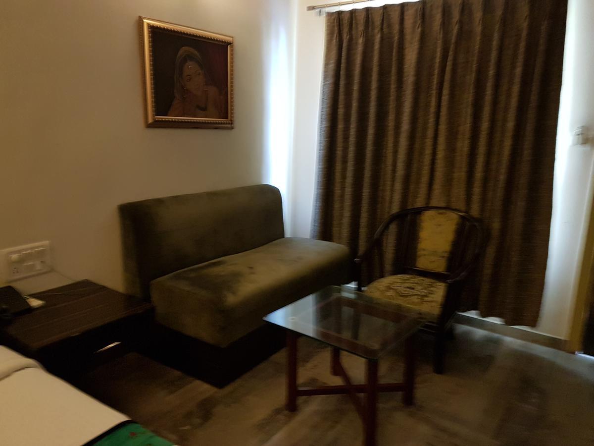 Hotel Karnavati Mount Abu Exterior foto