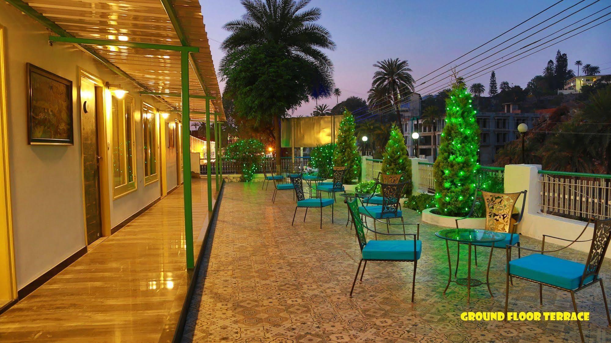Hotel Karnavati Mount Abu Exterior foto