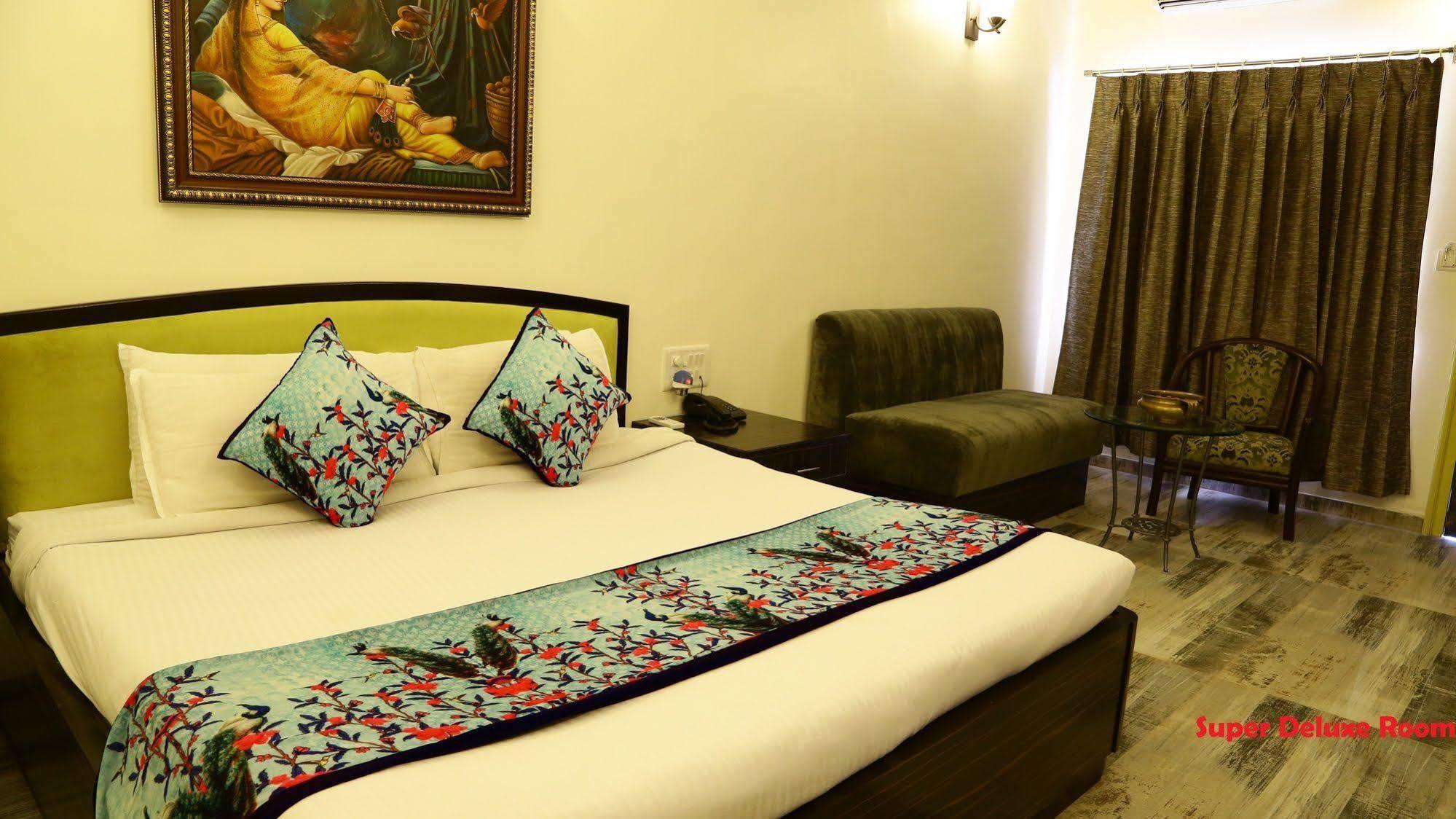 Hotel Karnavati Mount Abu Exterior foto